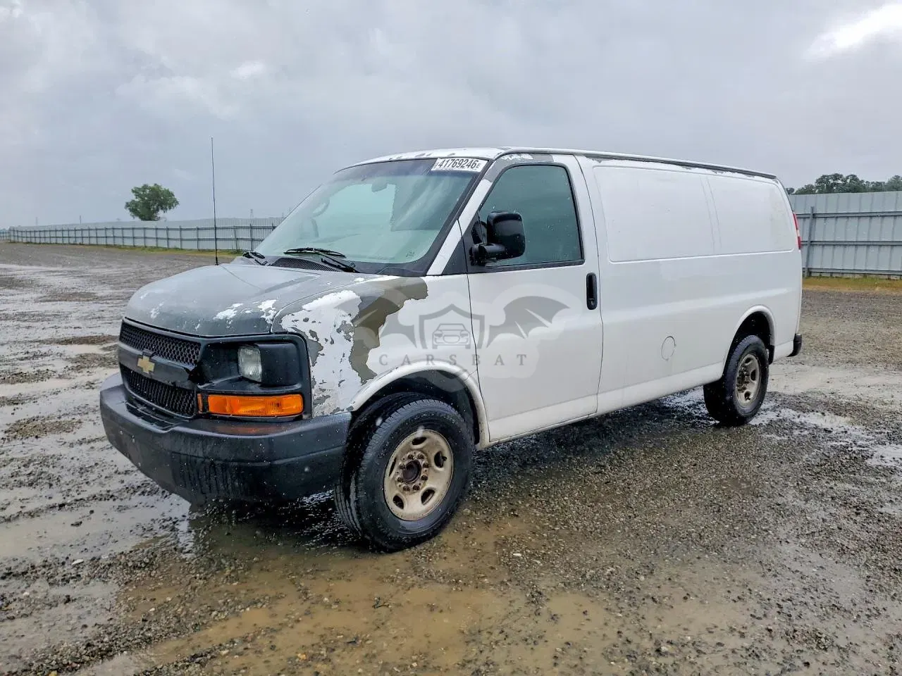 Chevrolet Express 2010