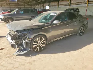 Nissan Altima 2.5L 4 2020