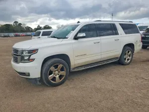 Chevrolet Suburban 5.3L 8 2015