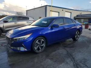 Hyundai Elantra 2.0L 4 2023