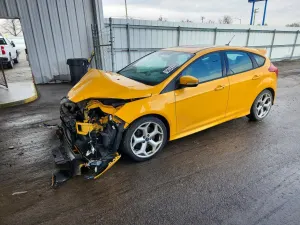 Ford Focus 2.0L 4 2013