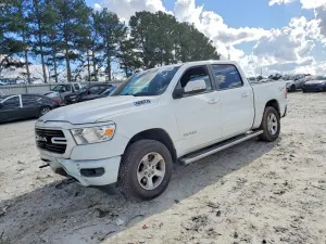 RAM 1500 5.7L 8 2019