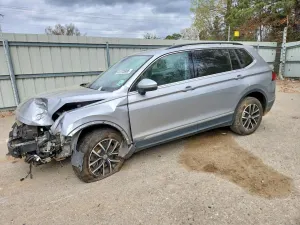 Volkswagen Tiguan 2.0L 4 2021