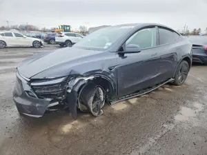 Tesla Model Y 2026