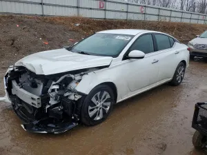 Nissan Altima 2.5L 4 2022