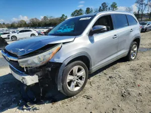 Toyota Highlander 3.5L 6 2014