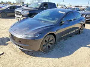 Tesla Model 3 2024