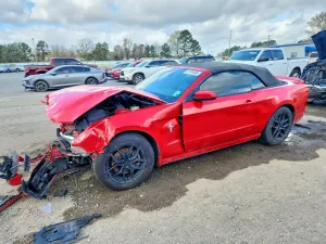 Ford Mustang 3.7L 6 2014