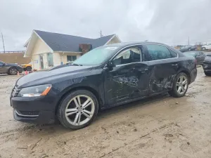 Volkswagen Passat 2.0L 4 2014