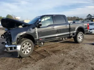Ford F-250 6.7L 8 2024