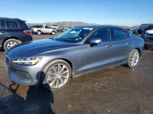 Volvo S60 2.0L 4 2020