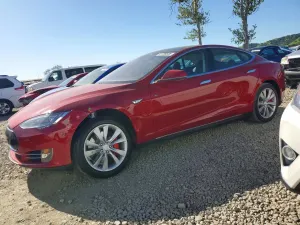 Tesla Model S 2014
