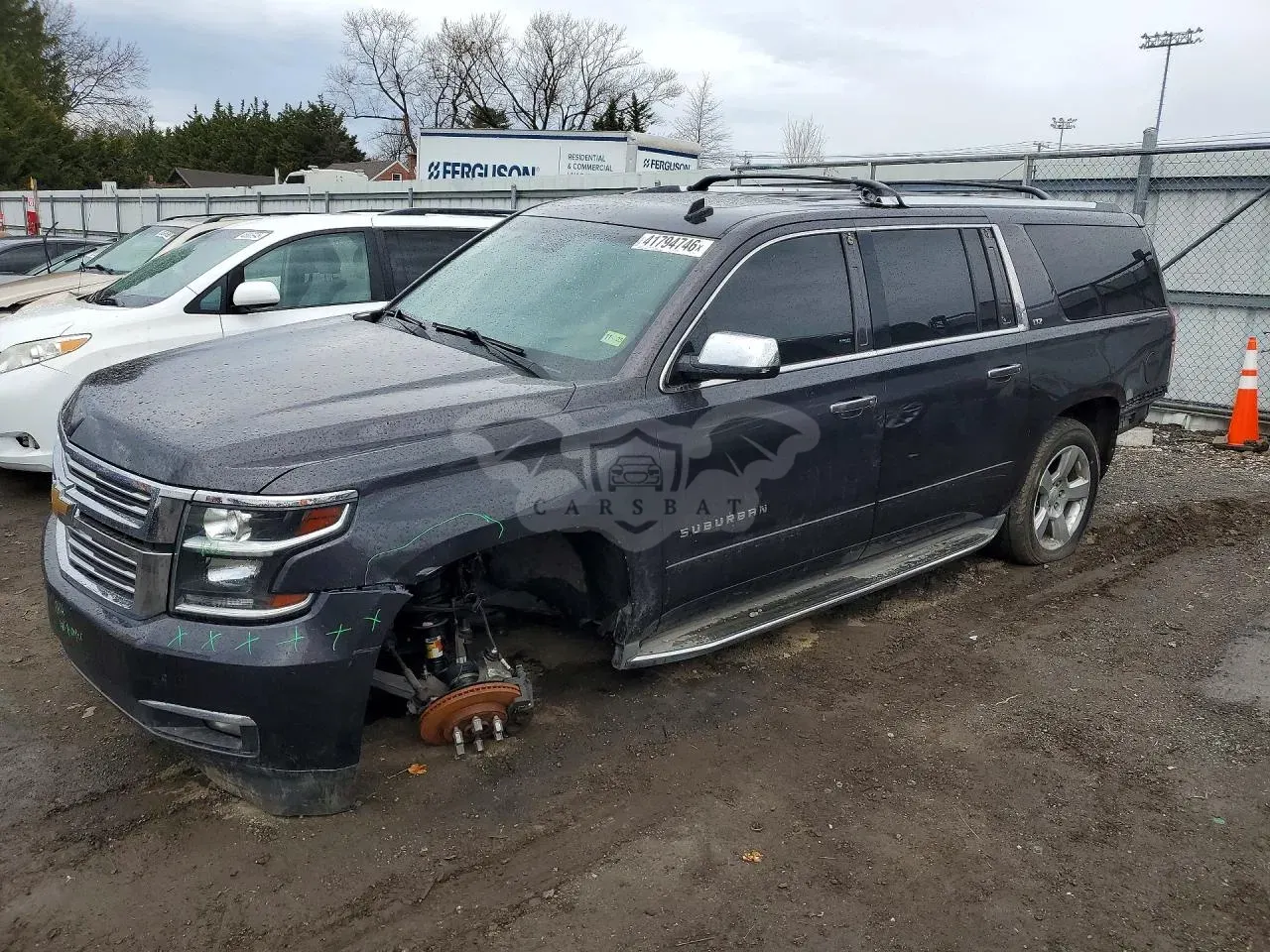 Chevrolet Suburban 5.3L 8 2015