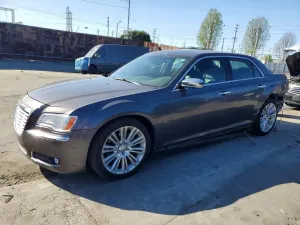 Chrysler 300C 5.7L 8 2014