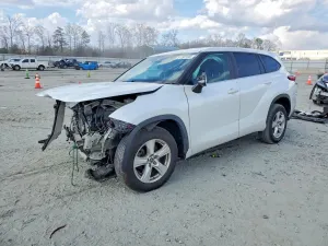 Toyota Highlander 2.4L 4 2023