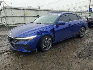Hyundai Elantra 2.0L 4 2024