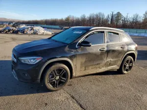 Mercedes-Benz GLA 2.0L 4 2021