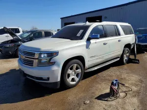 Chevrolet Suburban 5.3L 8 2015