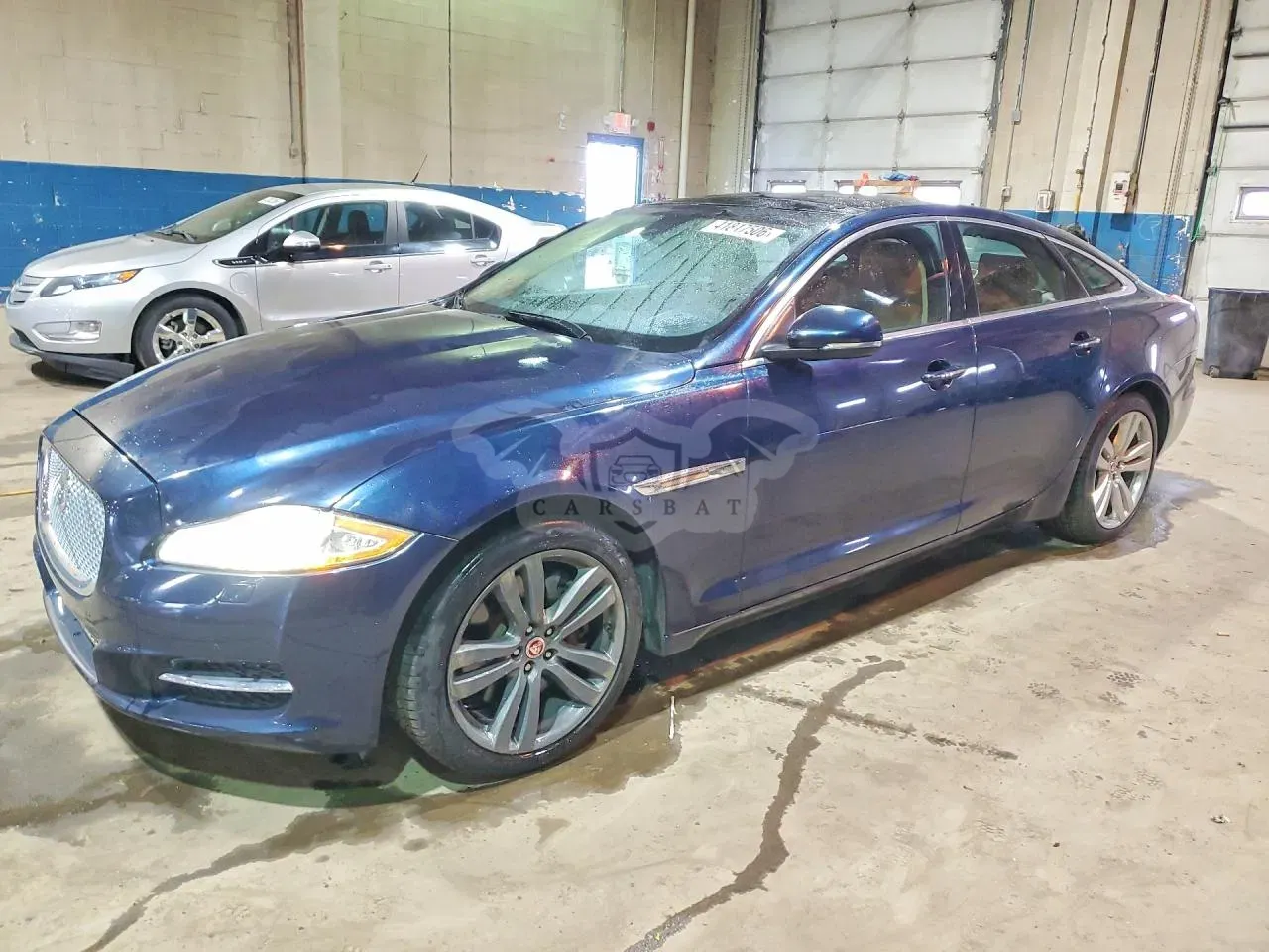 Jaguar XJ 5.0L 8 2011