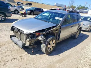 Subaru Outback 3.6L 6 2011