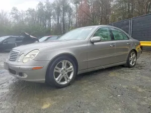 Mercedes-Benz E 5.0L 8 2004