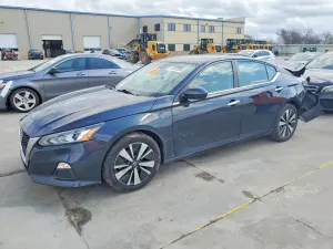 Nissan Altima 2.5L 4 2022