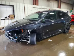 Tesla Model X 2023