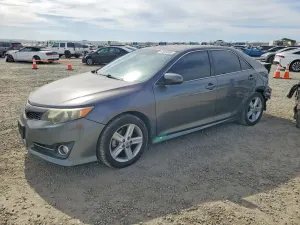 Toyota Camry 2.5L 4 2014