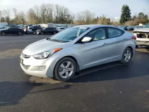 Hyundai Elantra 1.8L 4 2013