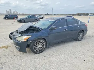 Nissan Altima 2.5L 4 2015