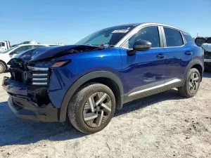 Nissan Kicks 2.0L 4 2025