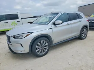 Infiniti QX50 2.0L 4 2020