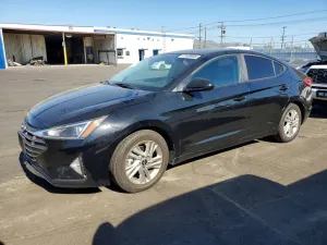 Hyundai Elantra 2.0L 4 2019