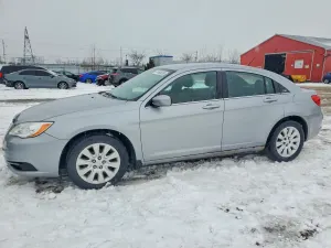 Chrysler 200 2.4L 4 2014