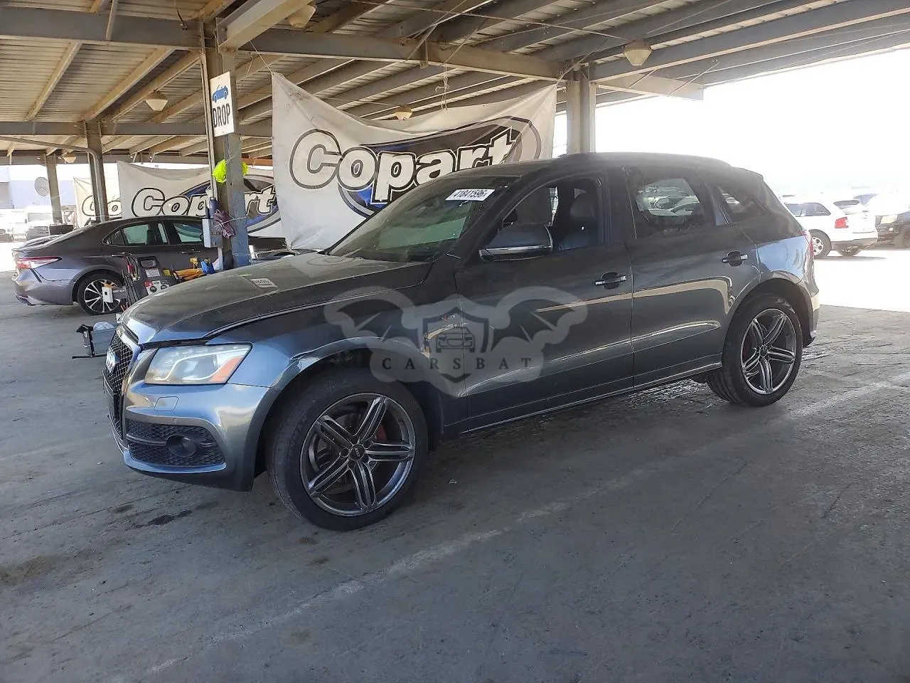 Audi Q5 3.2L 6 2012