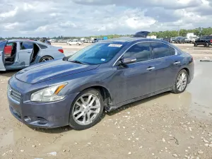 Nissan Maxima 3.5L 6 2011