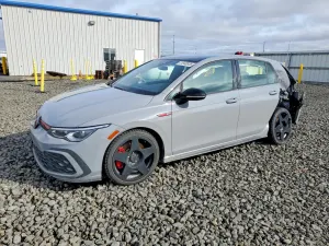 Volkswagen Golf 2.0L 4 2024