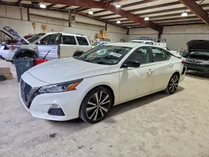 Nissan Altima 2.5L 4 2020
