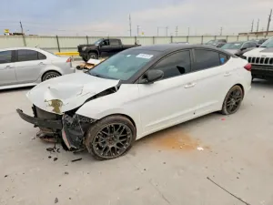 Hyundai Elantra 2.0L 4 2020