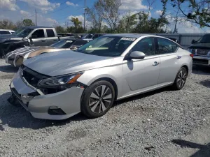 Nissan Altima 2.5L 4 2019
