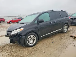 Toyota Sienna 3.5L 6 2014