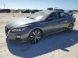 Nissan Altima 2.5L 4 2020