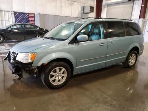 Chrysler Town & Country 3.8L 6 2010
