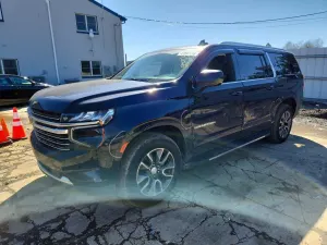 Chevrolet Suburban 5.3L 8 2021