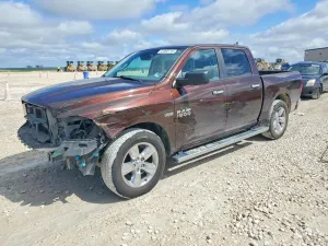 RAM 1500 5.7L 8 2015