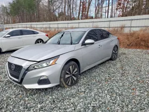 Nissan Altima 2.5L 4 2022