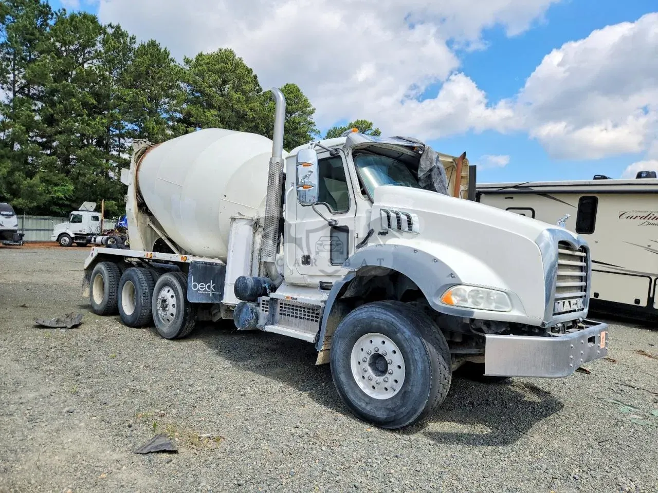 Mack Granite 10.8L 6 2022