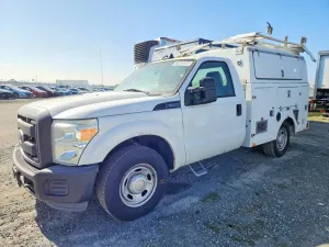 Ford F-350 6.2L 8 2013