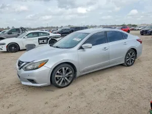 Nissan Altima 2.5L 4 2017