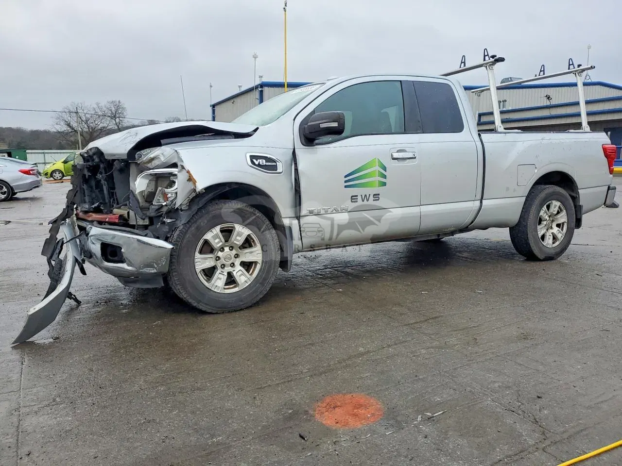 Nissan Titan 5.6L 8 2017